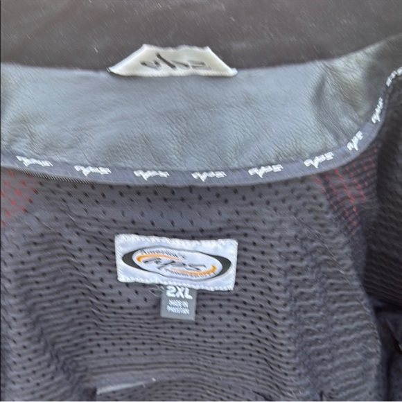 Alpinestars Black and Red Motorcycle Jacket. - Picture 7 of 9